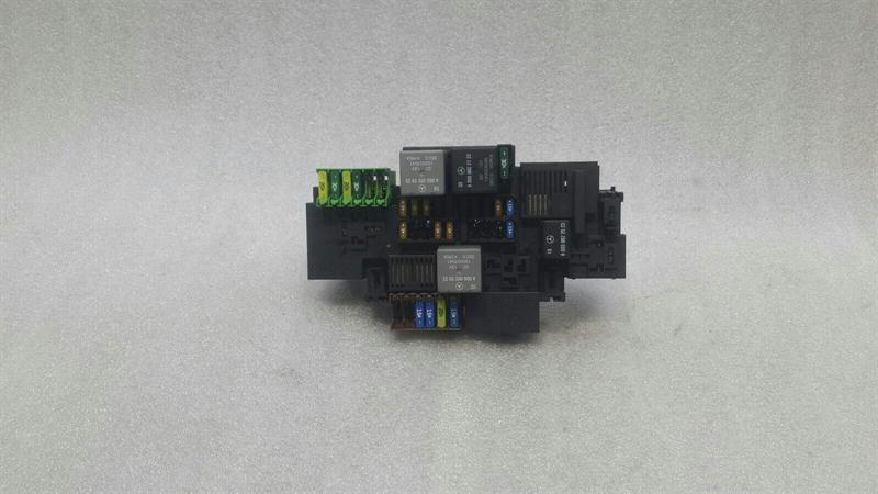 Mercedes C W205 Fuse Box A2229063202 Fuse Box