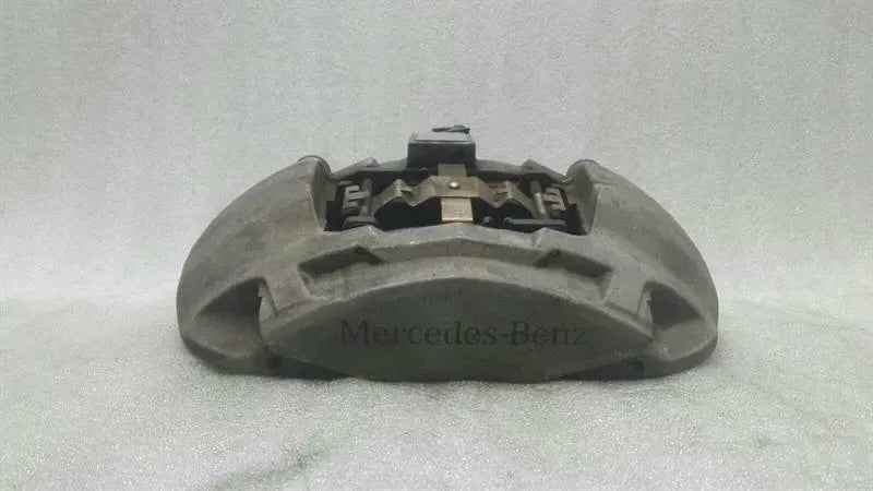 Mercedes C W205 Right Front Caliper A0114219698 Front Brake Caliper RE AMG PACK