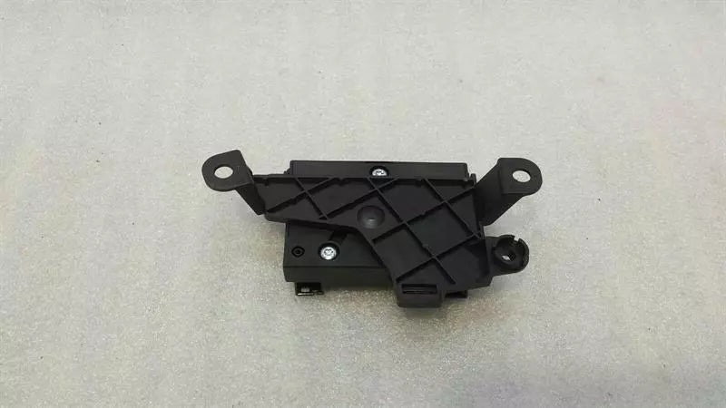 Mercedes SLK R172 Fuel Pump Module A0009003101 Fuel Pump Control Unit