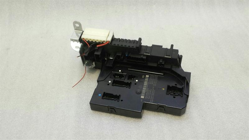 Mercedes SLK R172 Fuse Box A1729060005 Fuse Box SAM