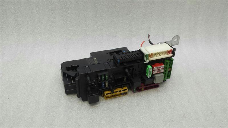 Mercedes SLK R172 Fuse Box A1729060005 Fuse Box SAM