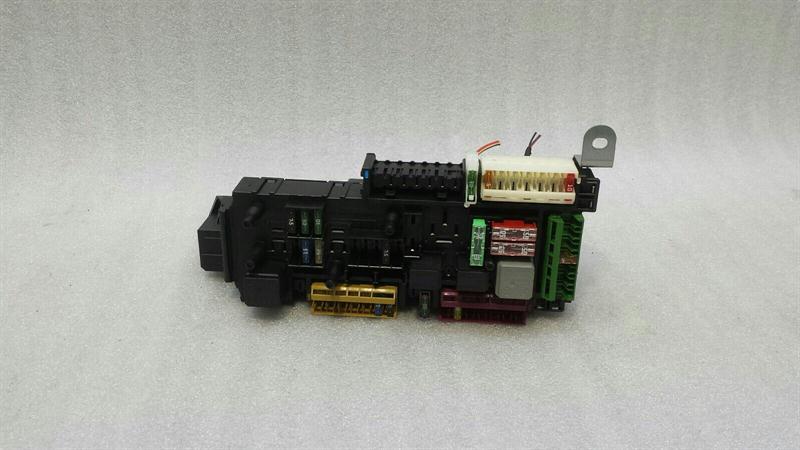 Mercedes SLK R172 Fuse Box A1729060005 Fuse Box SAM