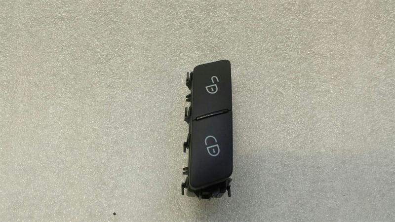 Mercedes SLK R172 door lock switch A2049058502 switch central locking RE