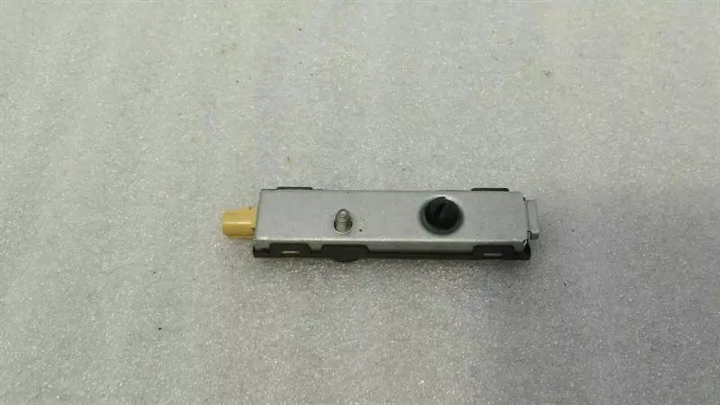 Mercedes SLK R172 Aerial / Antenna A2319058100 Antenna
