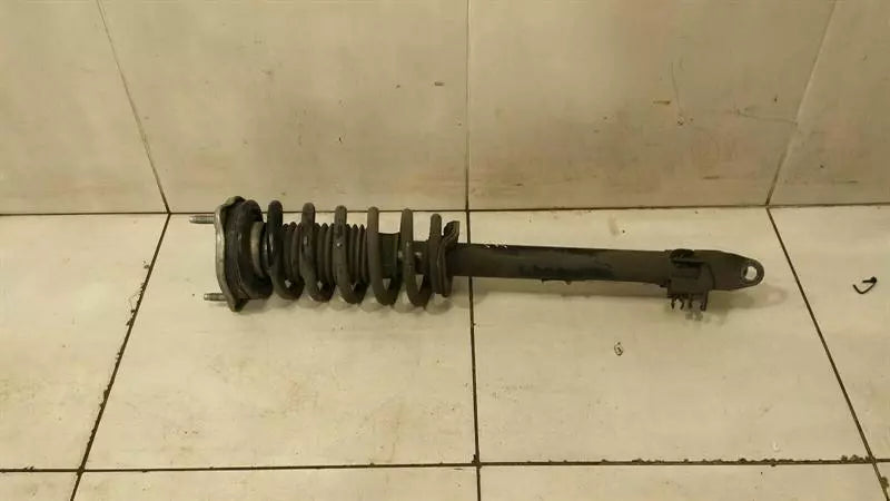 Mercedes C W205 shock absorber front left A2053208330 shock absorber front Li