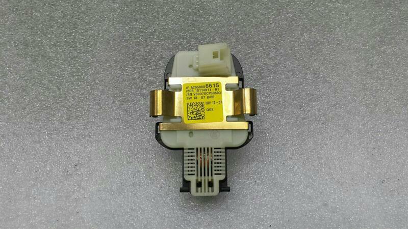 Mercedes C W205 Rain Light Sensor A2059006615 Rain Light Sensor
