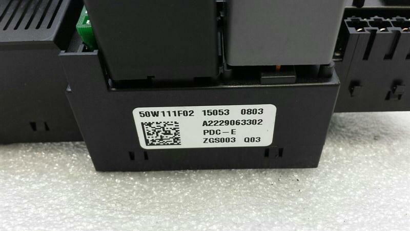 Mercedes C Class W205 Fuse Box A2229063302 Fuse Box