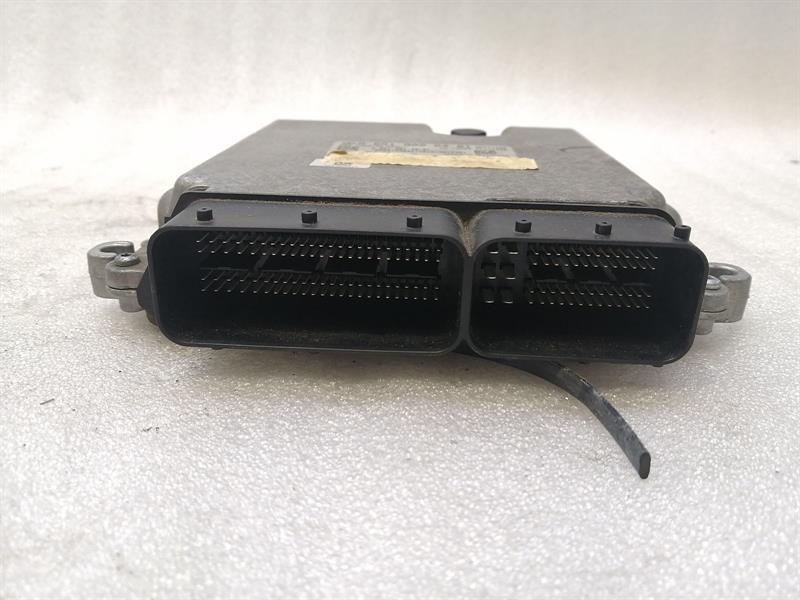 Mercedes C Class W205 Engine ECU A6519006401 Engine Control Unit OM651