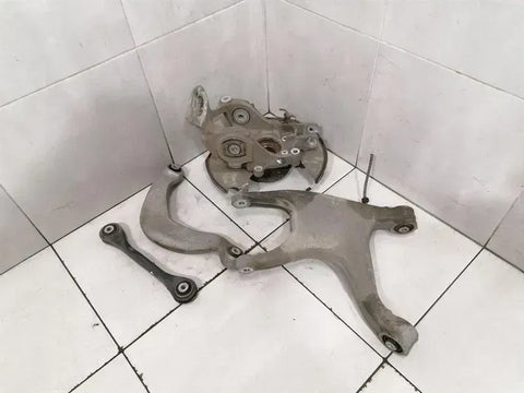 Audi RS5 8T Left Rear Hub 8K0505431AS wheel bearing housing rear left