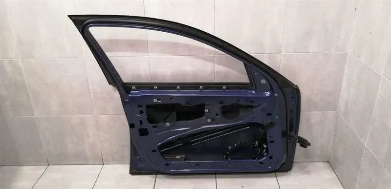 BMW 7 series E65 E66 left front door 72081 door front left