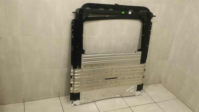BMW 7 series E65 sunroof frame 7028569 sunroof frame