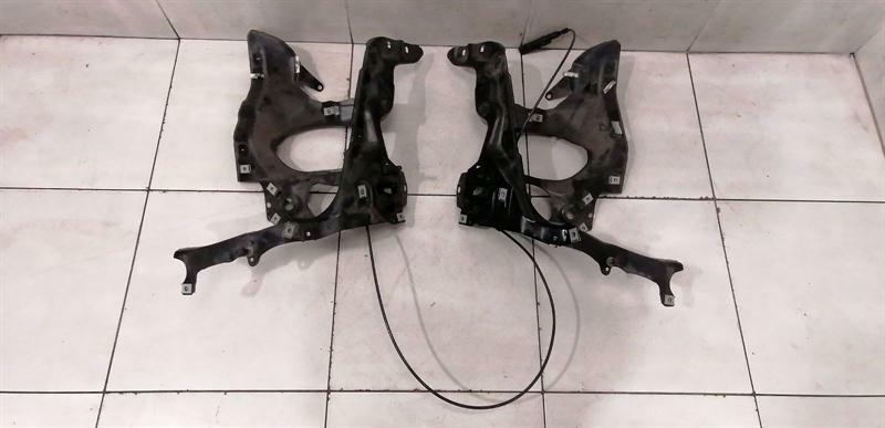 BMW 7 series E65 headlight bracket 7022967 lock carrier front mask