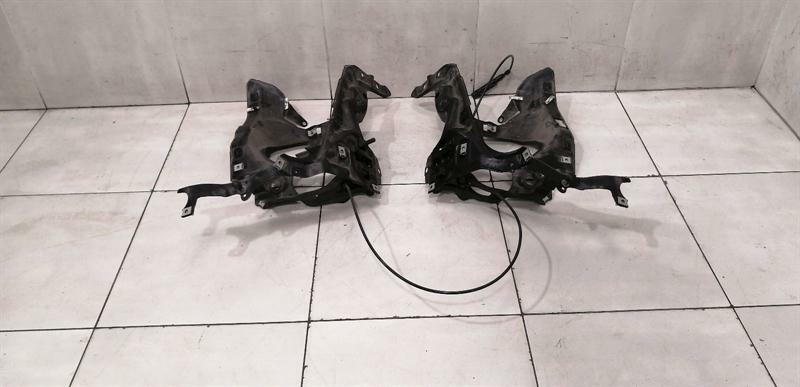 BMW 7 series E65 headlight bracket 7022967 lock carrier front mask