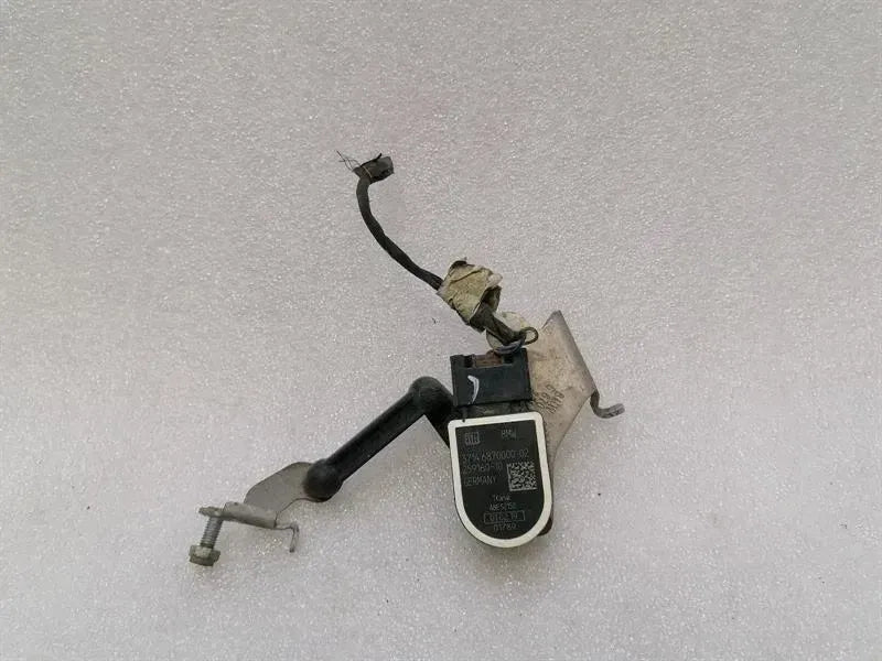 BMW 5 Series F90 G30 M5 Sensor 6870000 FR LEVEL Level