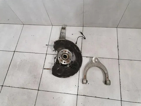 BMW 5 Series F90 G30 M5 Right Front Hub 31107857012 Wheel Bearing Housing Front Right