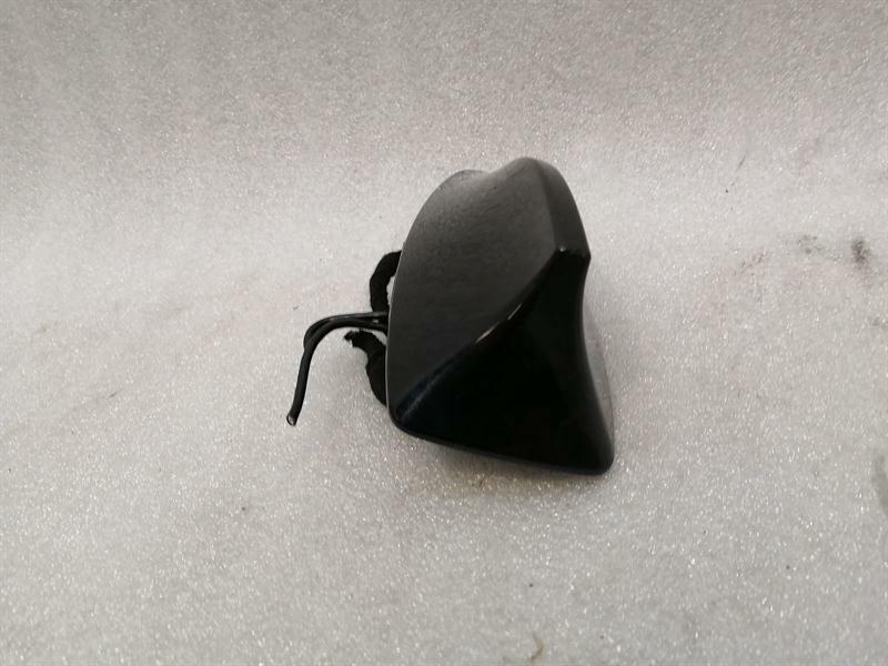 BMW 5 Series F10 Roof Antenna 9141461 Roof Antenna
