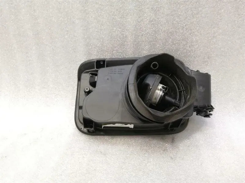 BMW 5 Series F10 fuel filler cap 51177204365 fuel cap tank flap