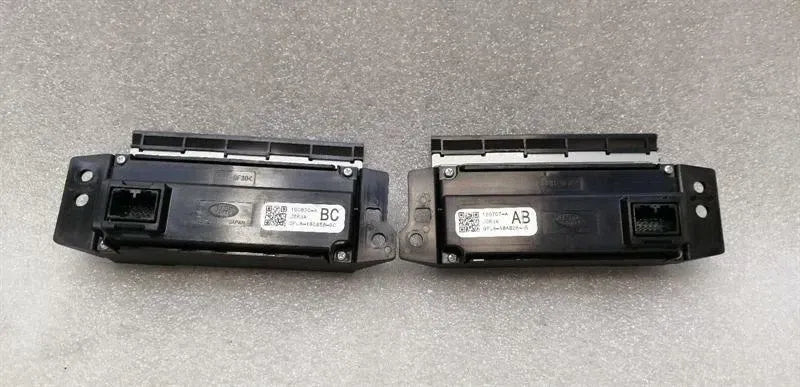 LAND ROVER RANGE ROVER L405 Monitor Touchpad GPLA-18A828-AB Sat Nav Switch Set