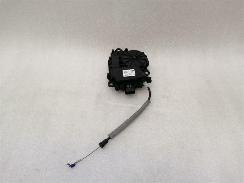 LAND ROVER RANGE ROVER L405 CPLA-404C10-AC Tailgate Seal Motor