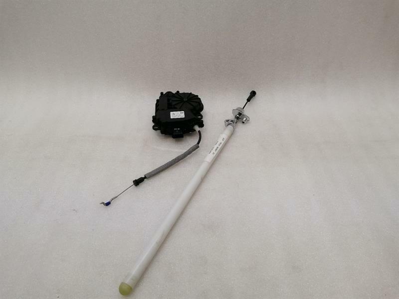 LAND ROVER RANGE ROVER L405 CPLA-404C10-AC Tailgate Seal Motor