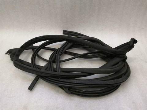 ASTON MARTIN VANTAGE V8 Volante Door Seal 6G33-L20708-AC Door Seals