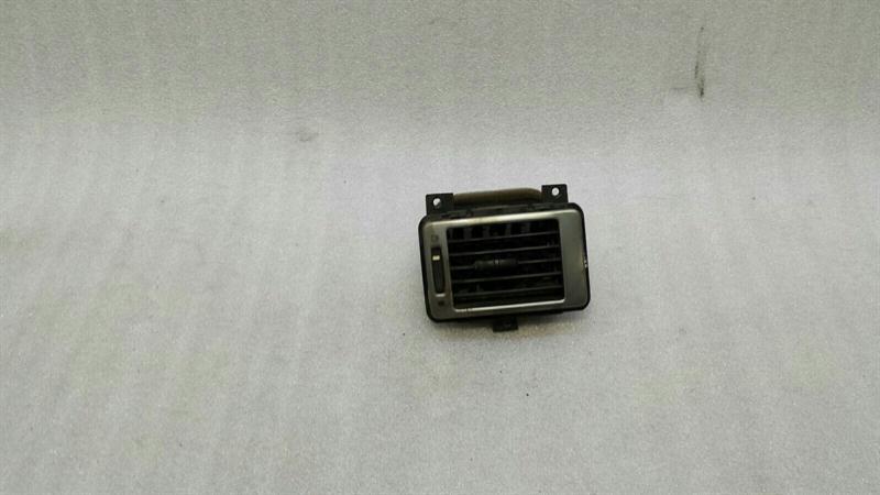 ASTON MARTIN VANTAGE V8 Air Vent 8D33-046B30-AB Vent Nozzle Vent RE
