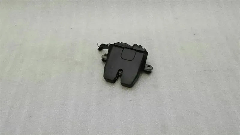 Aston Martin Vantage V8 Boot Lock 8N51-F442A66-BC Tailgate Lock
