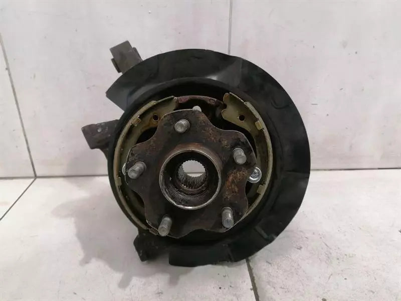 Nissan GT-R R35 Right Rear Hub 43018JF00A Wheel Bearing Housing Rear Right