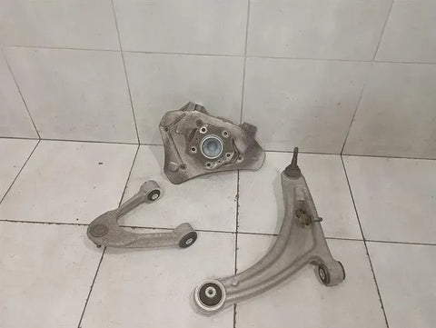 Aston Martin Vantage AM6 2018-2025 Front Hub HY53-3K186-BC Front Wheel Bearing Housing