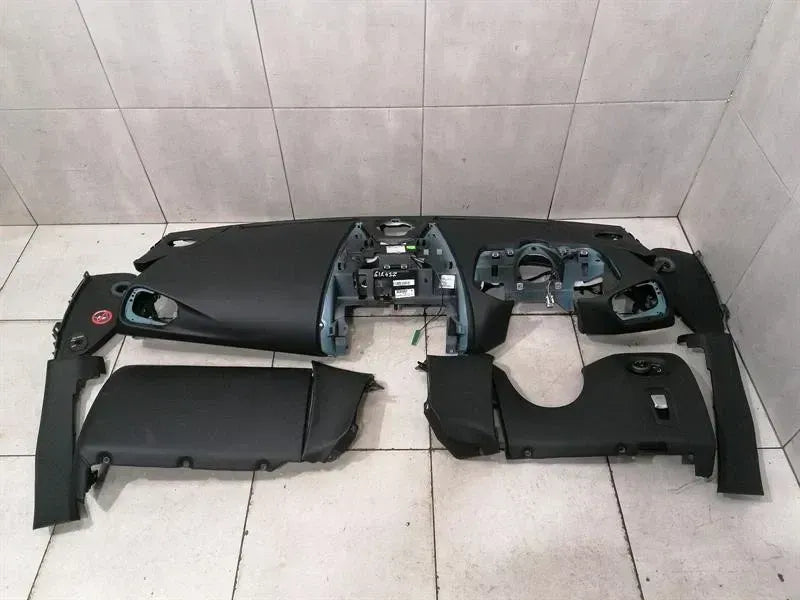 ASTON MARTIN VANTAGE AM6 2018-2025 DASHBOARD RHD dashboard BLACK LEATHER