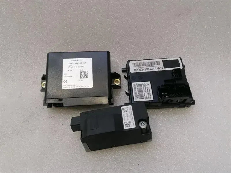 Aston Martin Vantage AM6 Electronic module KY63-19G311-AB control unit tracker