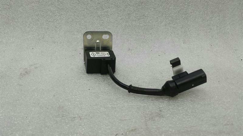 MERCEDES GT C190 GTR REAR ACCELERATION SENSOR A1979050400 Acceleration Sensor
