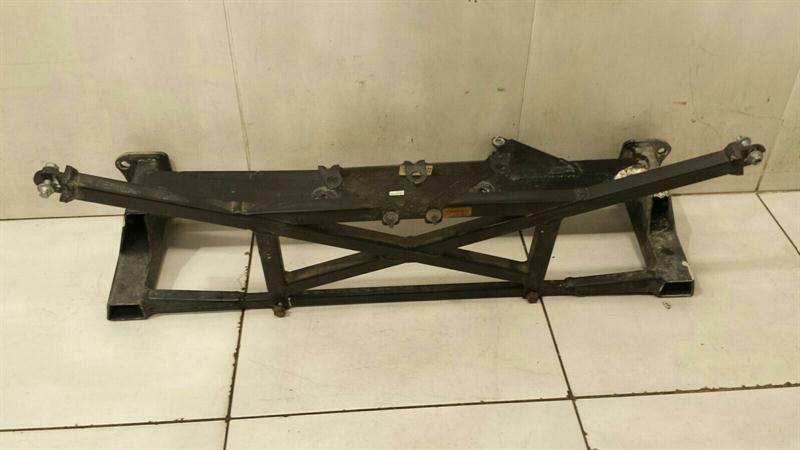 Mercedes GT C190 GTR Transmission Holder Bracket A1902401300 Holder Carrier