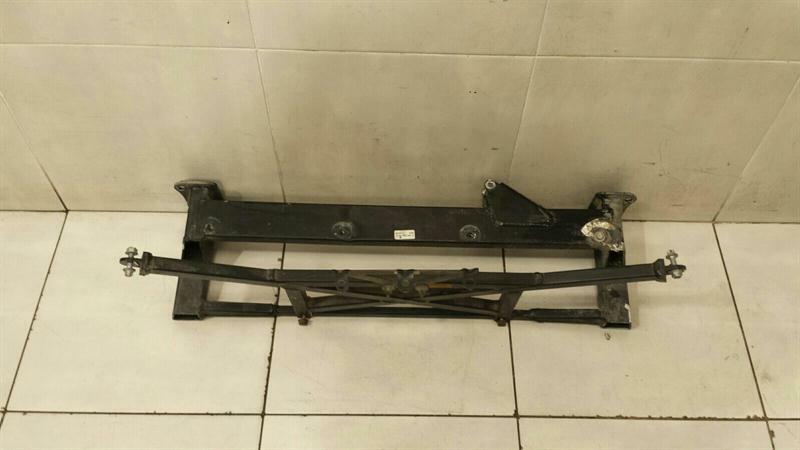 Mercedes GT C190 GTR Transmission Holder Bracket A1902401300 Holder Carrier