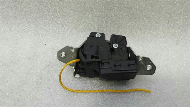 Mercedes GT C190 GTR Boot Lock A1907402300 Tailgate Lock Faulty
