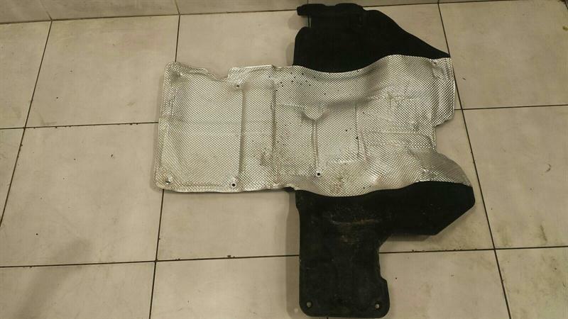 Mercedes GT C190 GTR damping rear floor A1906822700 damping