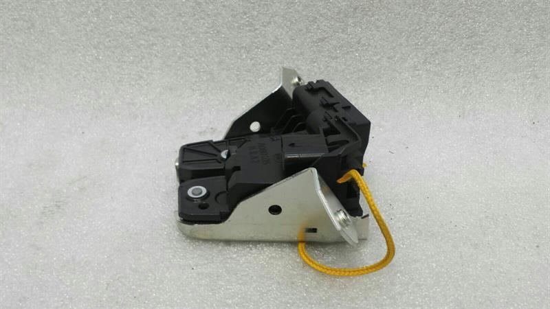 Mercedes GT C190 GTR Boot Lock A1907402300 Tailgate Lock Faulty