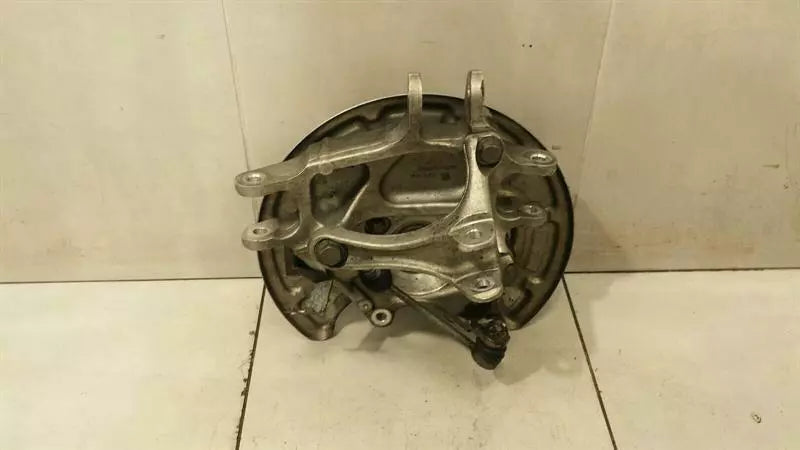 Mercedes GT C190 GTR Right Rear Hub A1903505201 Wheel Hub Axle Rear Right AMG