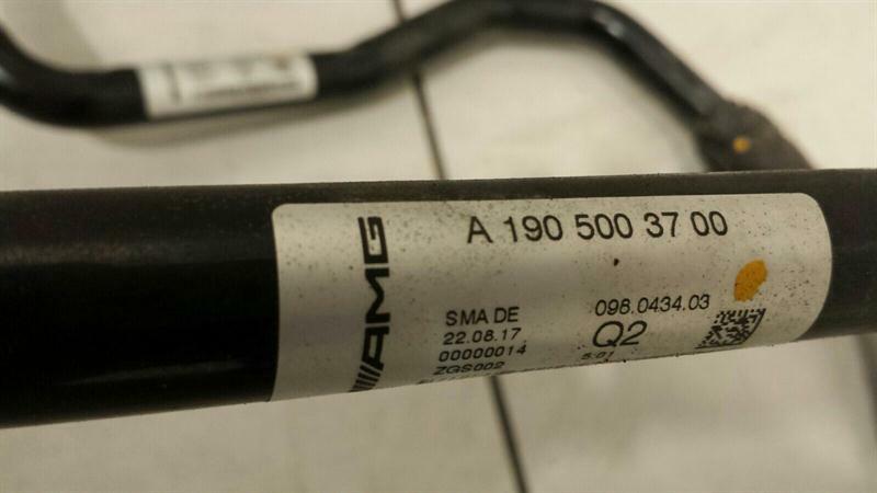 Mercedes GT C190 GTR Gearbox Cooling Pipe A1905003400 Cooling Line Hose