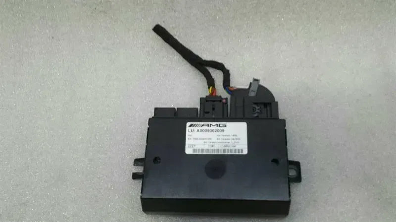 Mercedes GT C190 GT R AMG ACTIVE ENGINE MOUNT CONTROL A0009002009 CONTROL UNIT