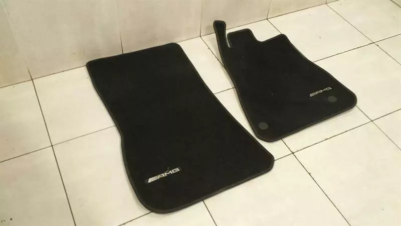 Mercedes GT C190 GTR Floor Mat A1906804800 RHD RIGHT HANDLE 9G63