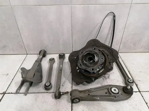 Porsche 911 997 GT3 Left Rear Hub 99733111107 Wheel Bearing Housing Rear Left