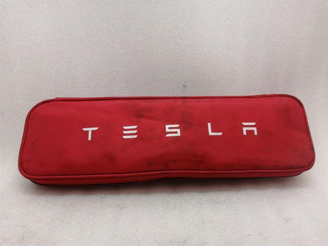 TESLA MODEL S 100D SAVER KIT 1475076-00-C Jack FIRST AID
