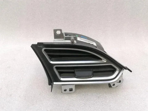 TESLA MODEL X 75D Right Air vent 1023244-00-C RHD RIGHT HAND DRIVE