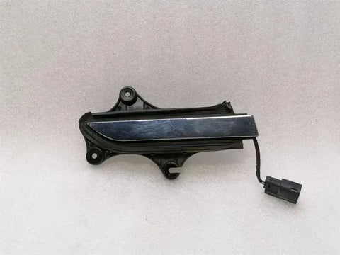 Tesla Model X 75D door handle front right 1035419-00-E door handle front right