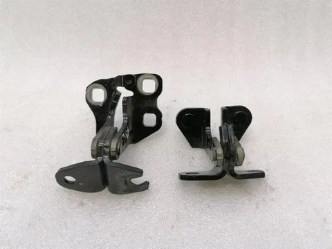 Tesla Model 3 RLH Door Hinge Set 1091333-00-F Door Hinge Rear Left Set