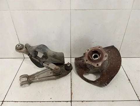 Porsche 911 991 Right Front Hub 99134115805 Wheel Bearing Housing Front Right 4S AWD