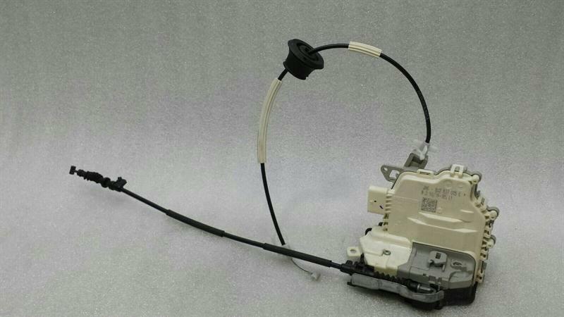 Porsche 911 991 door lock front left 8J2837015E door lock RHD right-hand drive