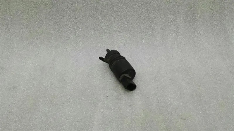 Porsche 911 991 washer fluid pump 3020175 washer water pump