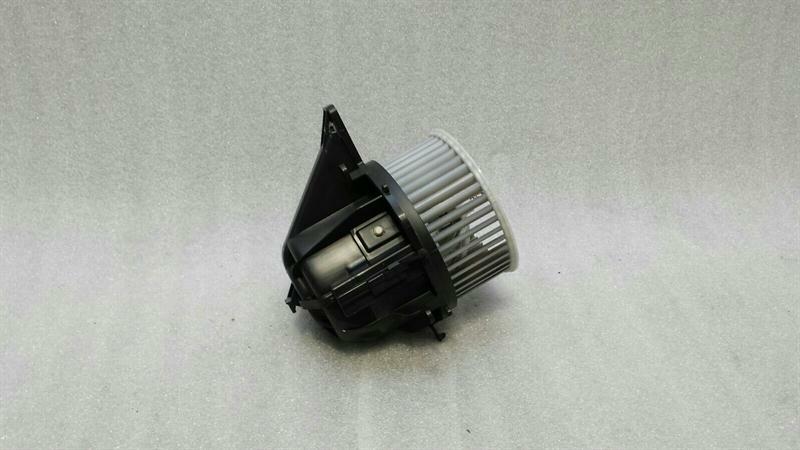 Porsche 911 991 Heater Blower 99157392201 RHD Right Hand Handlebar